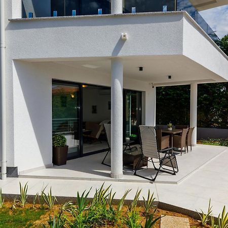 Apartment "Villa M" Kostrena Exterior photo