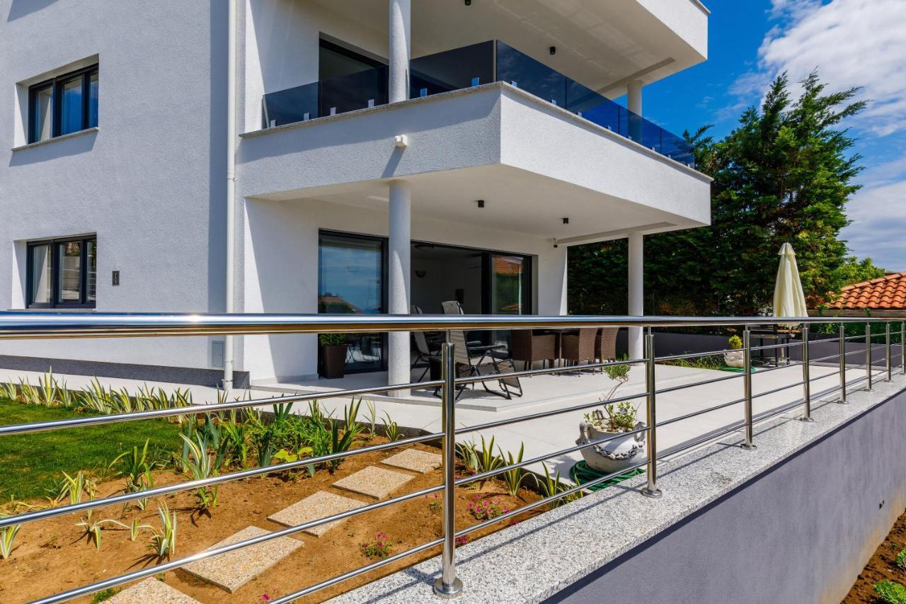 Apartment "Villa M" Kostrena Exterior photo